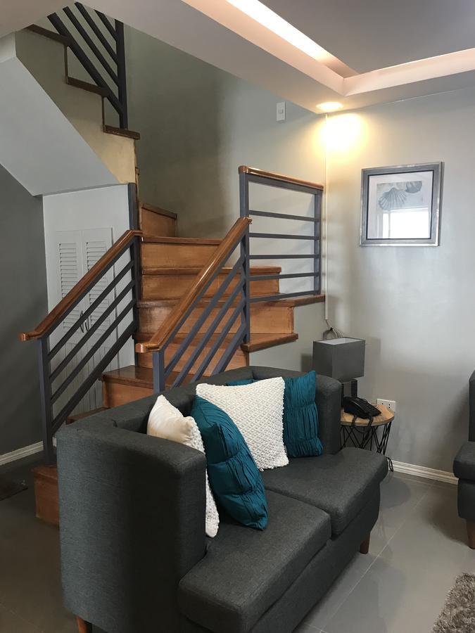 Hillary Timog Park Homes Angeles Εξωτερικό φωτογραφία