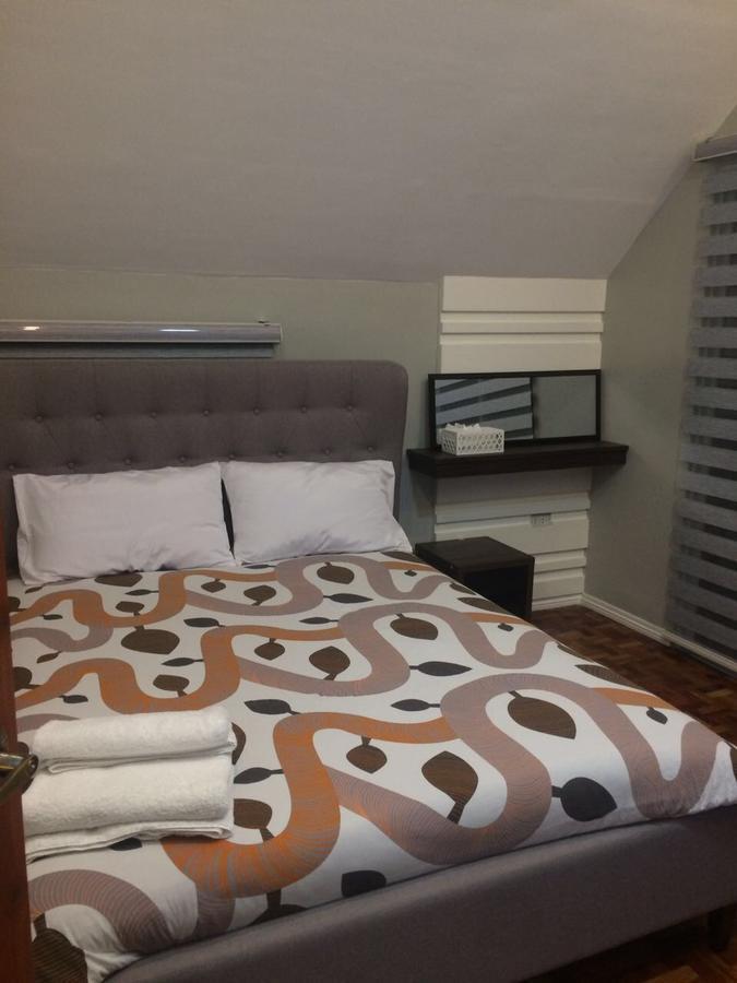 Hillary Timog Park Homes Angeles Εξωτερικό φωτογραφία