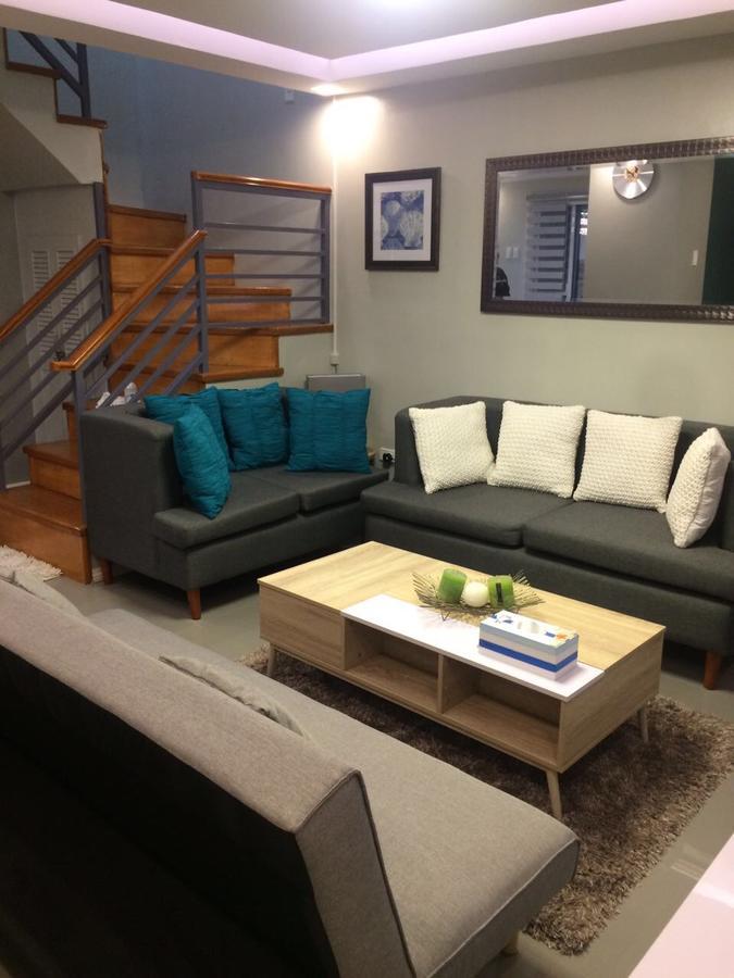 Hillary Timog Park Homes Angeles Εξωτερικό φωτογραφία