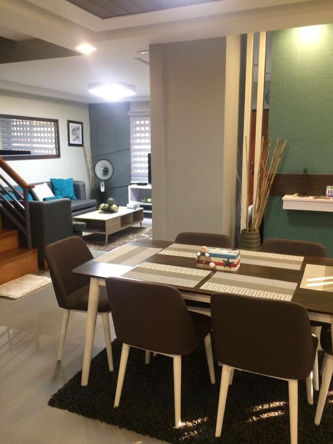 Hillary Timog Park Homes Angeles Εξωτερικό φωτογραφία